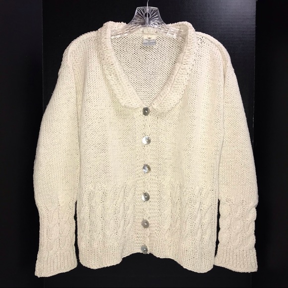 Eastwinds cable knit cardigan, cream colored with gray shell buttons - Picture 1 of 13